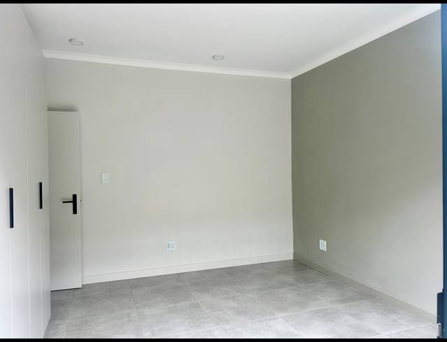 2 BEDROOM APARTMENT FOR SALE IN WESTBROOK
